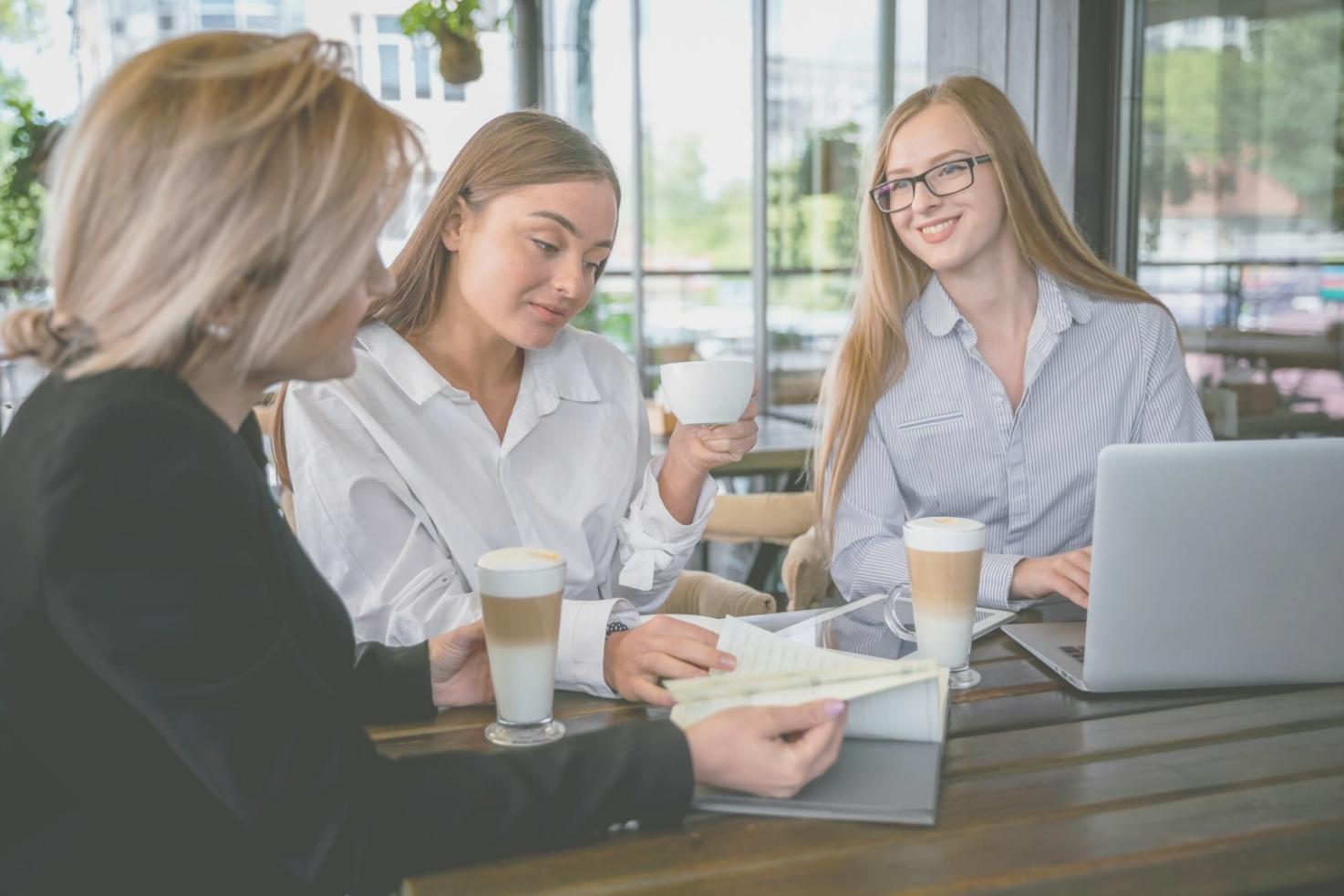 Espace de travail pour séances de coaching avec outils de mesure des progrès